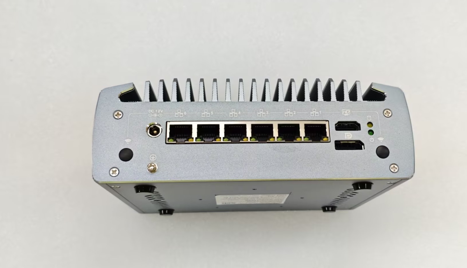 TPL-210 Silent Power — Intel Core i3-10110U 6×2.5G Fanless Firewall Appliance